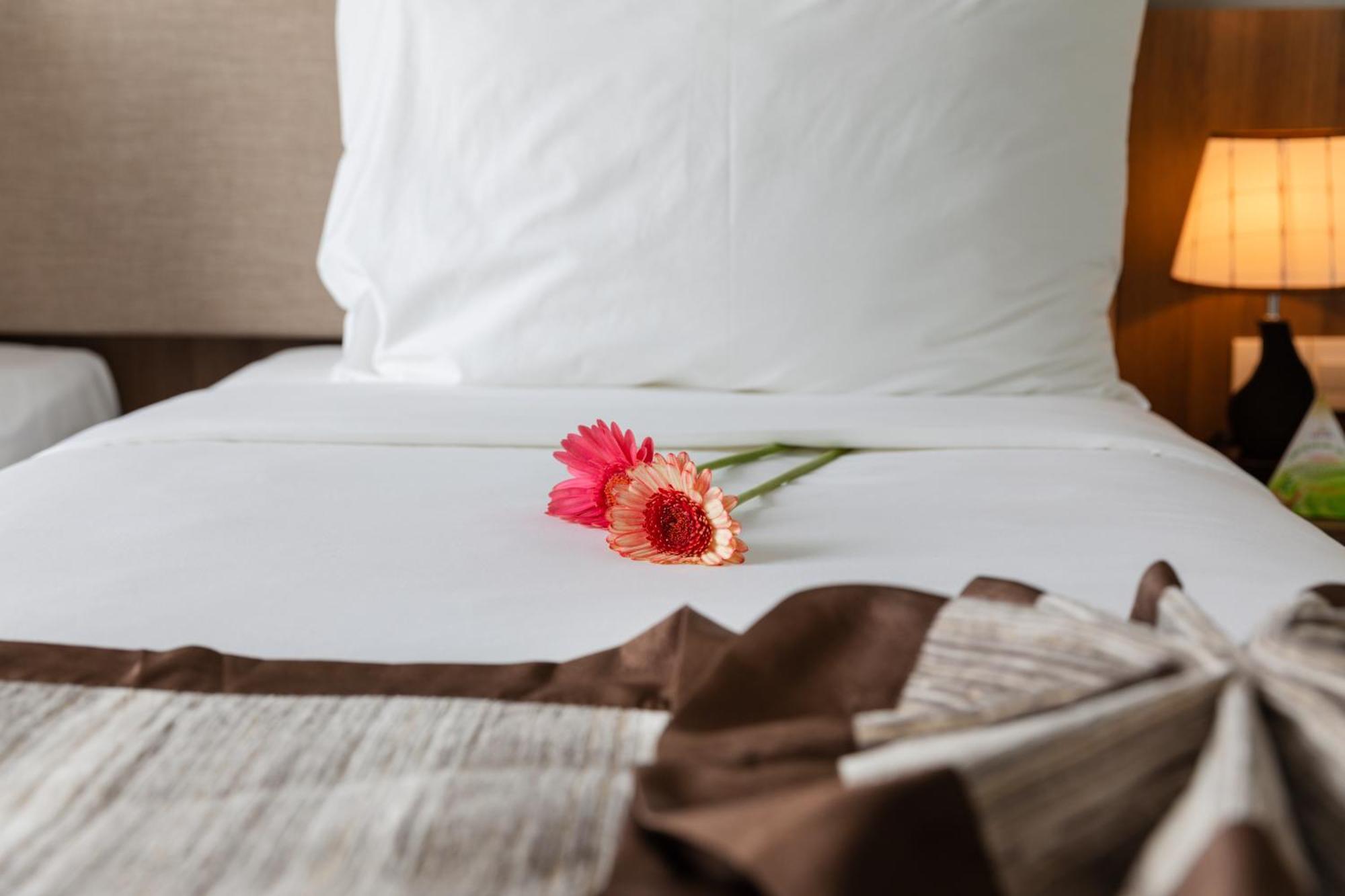Libra Hotel Нячанг Екстер'єр фото